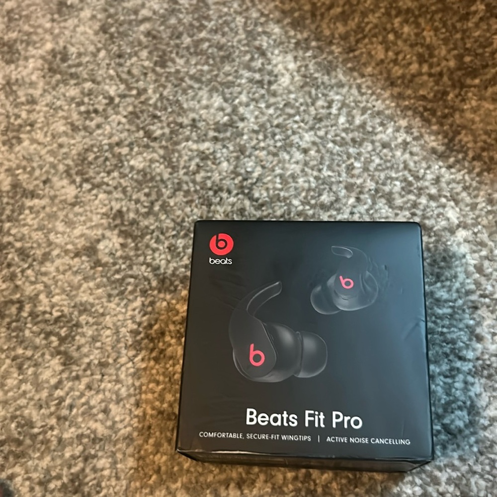 Beats fit pro